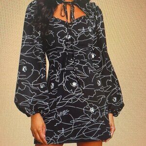 Lulus Chic It Out Black Print Long Sleeve Cutout Mini Dress - Large
